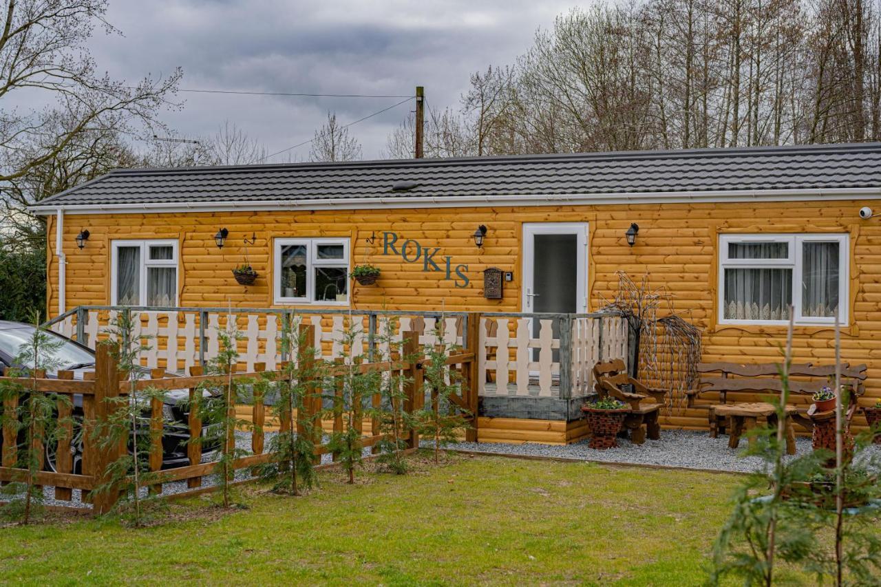 Bespoke Holiday Home With Private Pool And Hot Tub, Sleeps 8 Ref 34073P Кингс-Линн Экстерьер фото