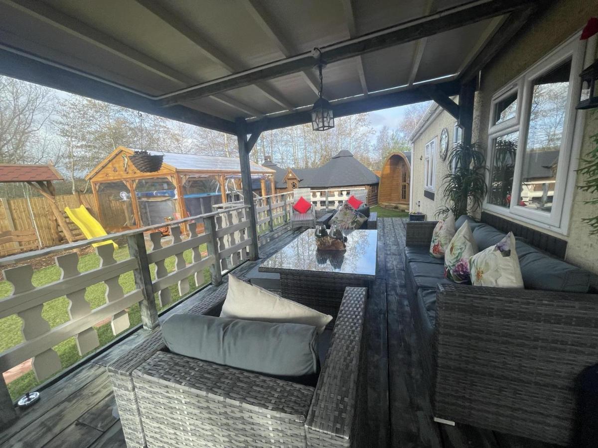 Bespoke Holiday Home With Private Pool And Hot Tub, Sleeps 8 Ref 34073P Кингс-Линн Экстерьер фото