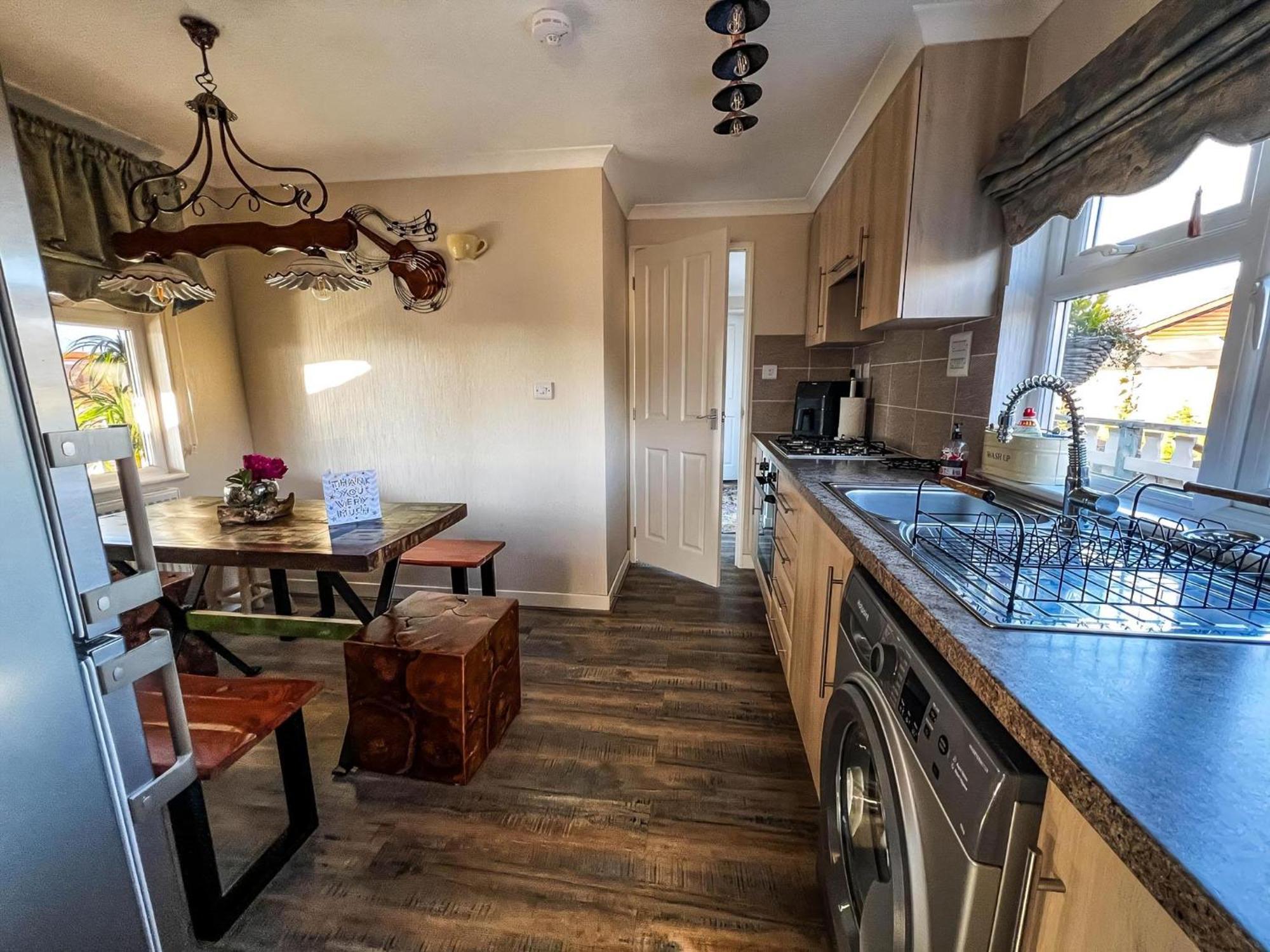 Bespoke Holiday Home With Private Pool And Hot Tub, Sleeps 8 Ref 34073P Кингс-Линн Экстерьер фото