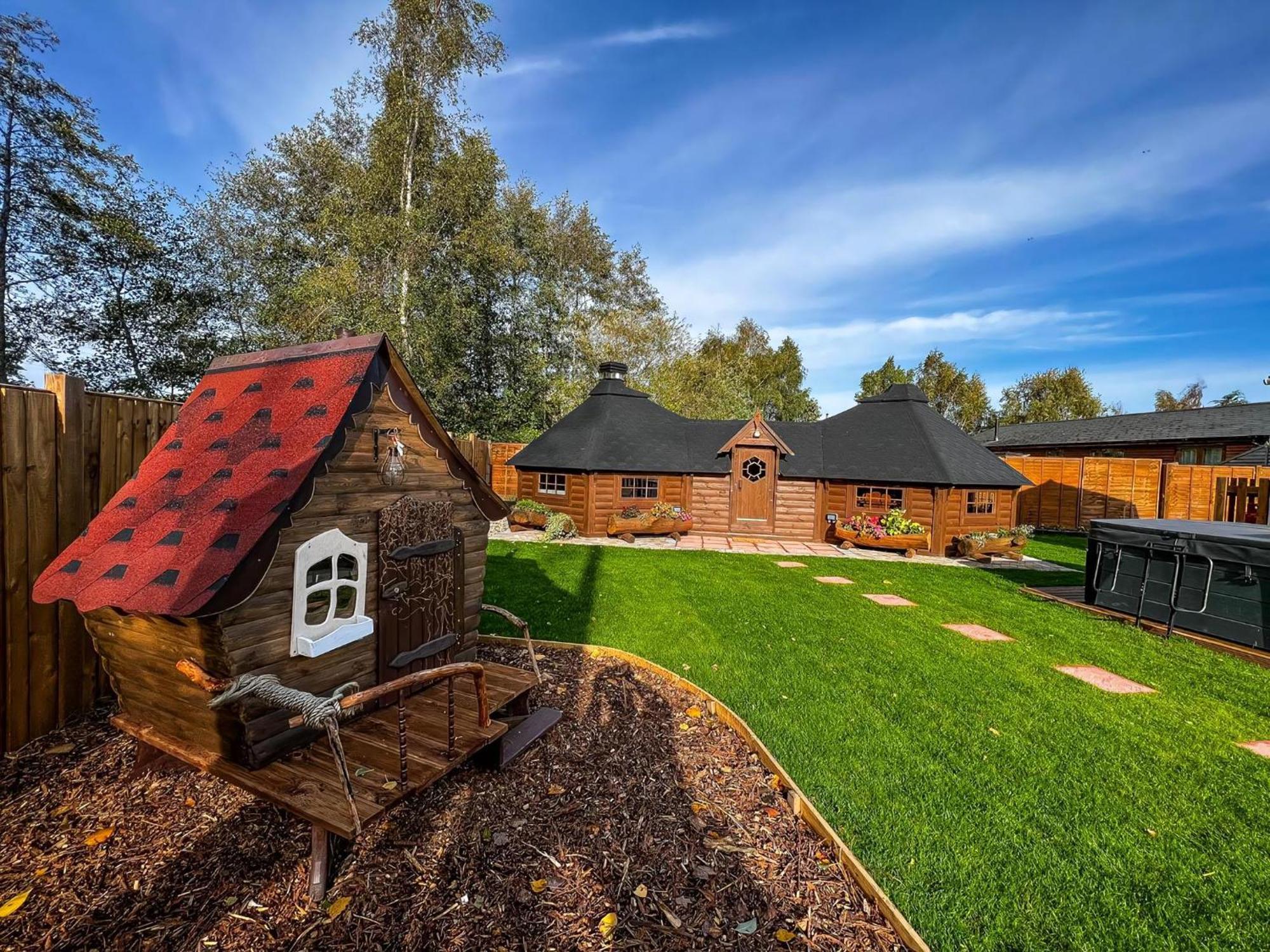 Bespoke Holiday Home With Private Pool And Hot Tub, Sleeps 8 Ref 34073P Кингс-Линн Экстерьер фото