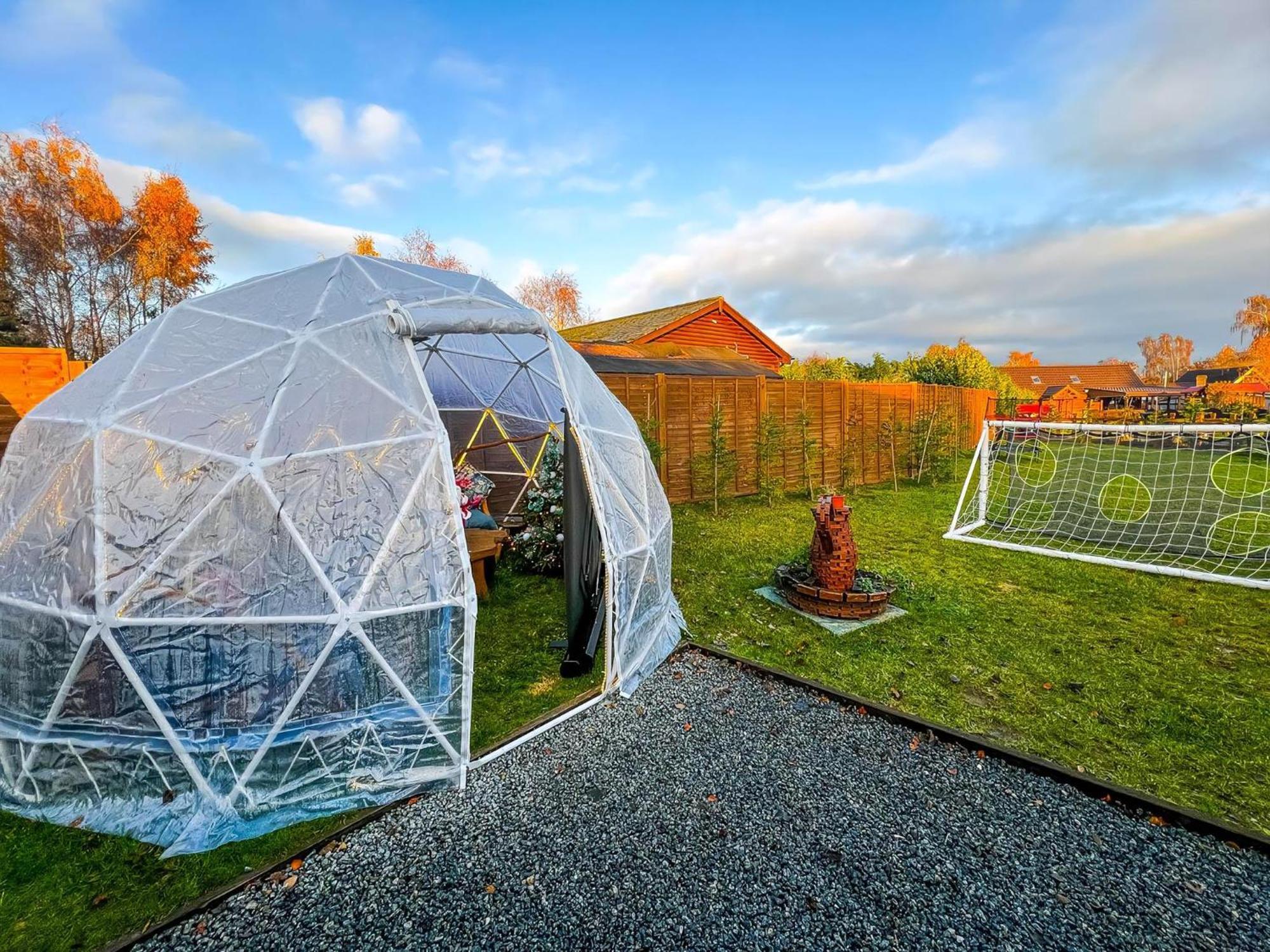Bespoke Holiday Home With Private Pool And Hot Tub, Sleeps 8 Ref 34073P Кингс-Линн Экстерьер фото