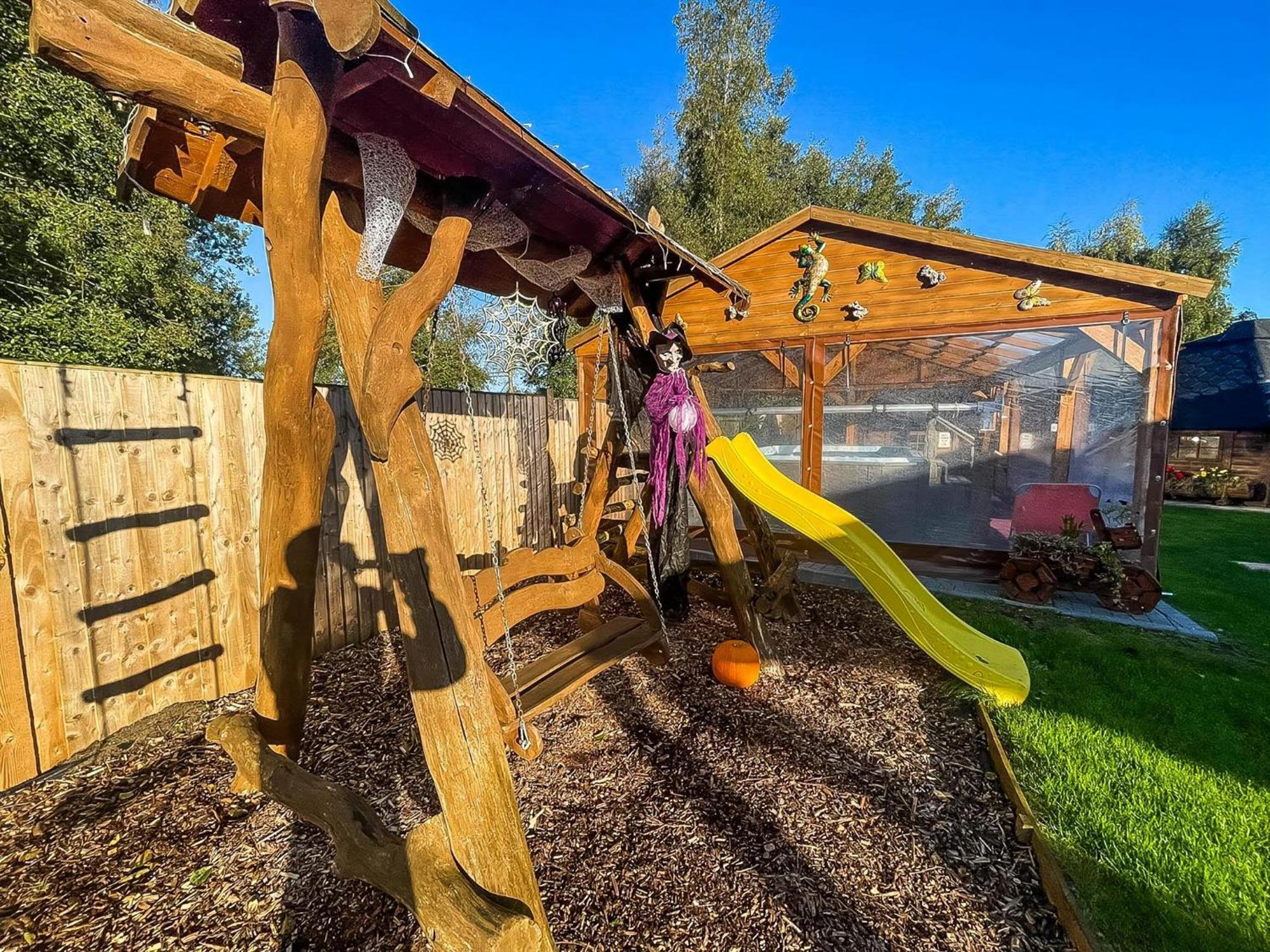 Bespoke Holiday Home With Private Pool And Hot Tub, Sleeps 8 Ref 34073P Кингс-Линн Экстерьер фото