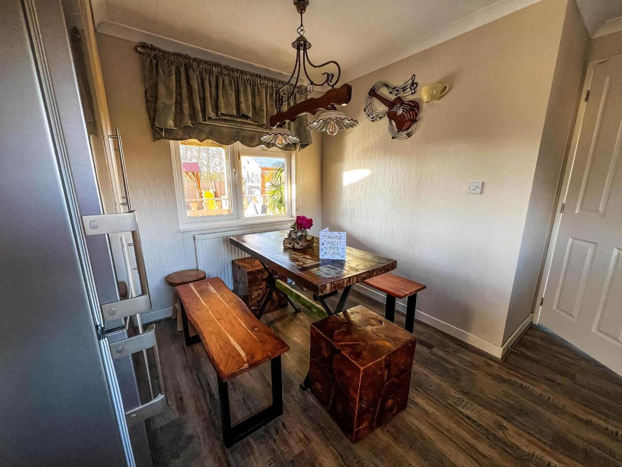 Bespoke Holiday Home With Private Pool And Hot Tub, Sleeps 8 Ref 34073P Кингс-Линн Экстерьер фото