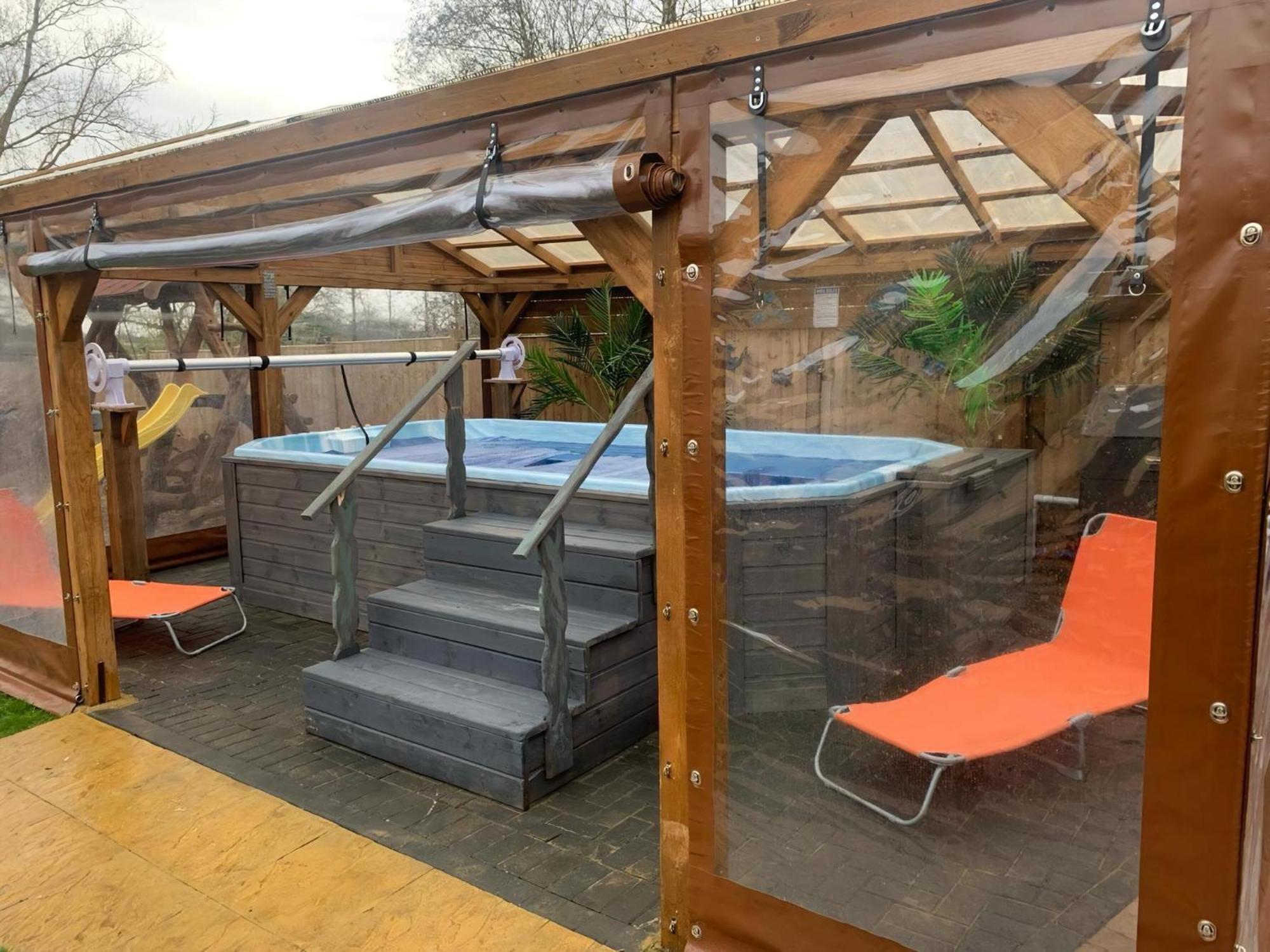 Bespoke Holiday Home With Private Pool And Hot Tub, Sleeps 8 Ref 34073P Кингс-Линн Экстерьер фото