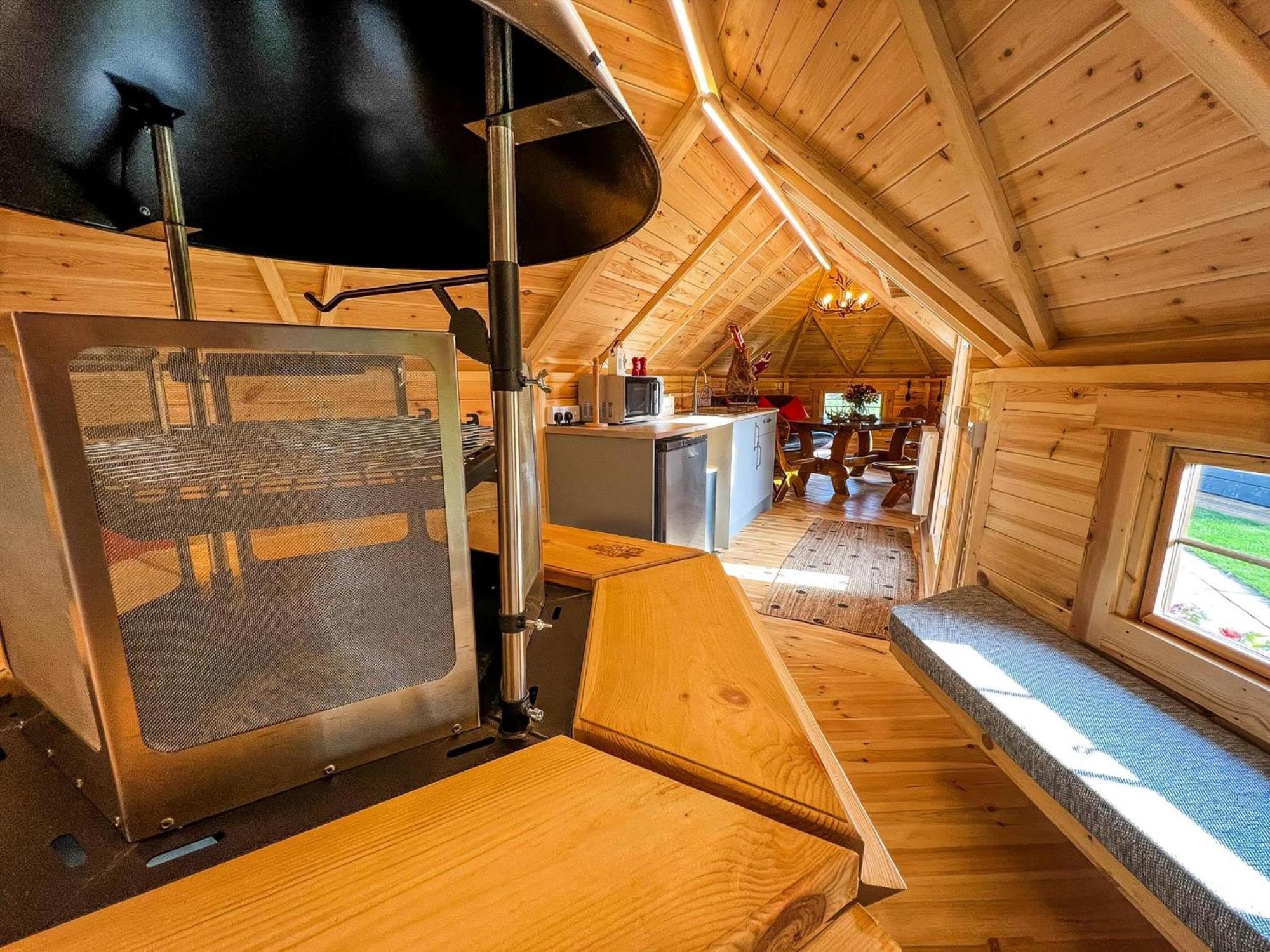 Bespoke Holiday Home With Private Pool And Hot Tub, Sleeps 8 Ref 34073P Кингс-Линн Экстерьер фото